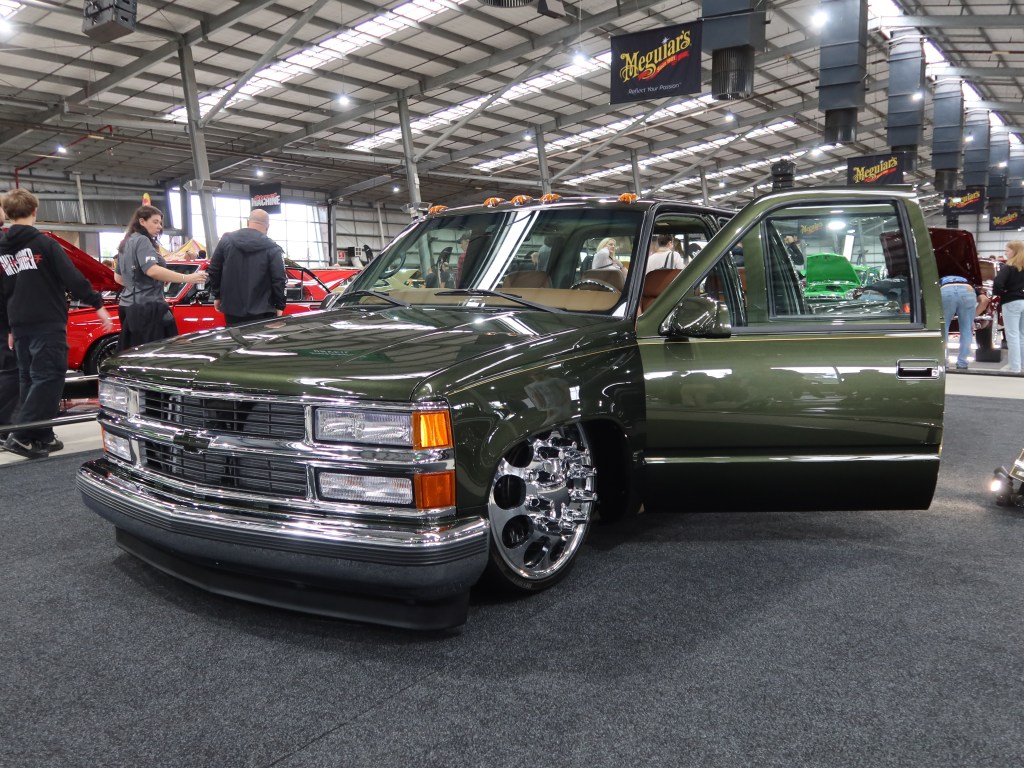Check Out This Slammed Chevy Truck